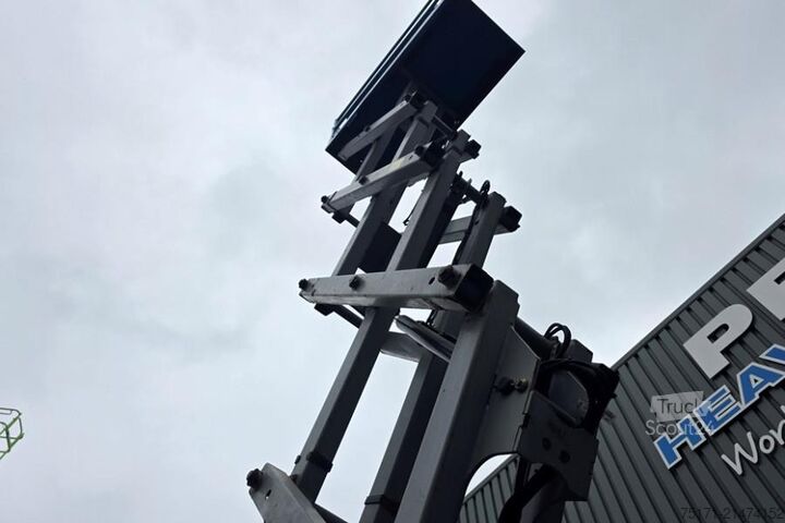 Ascensore a forbice Genie GS1932 Electric, Working Height 7.8 m, 227kg Capac