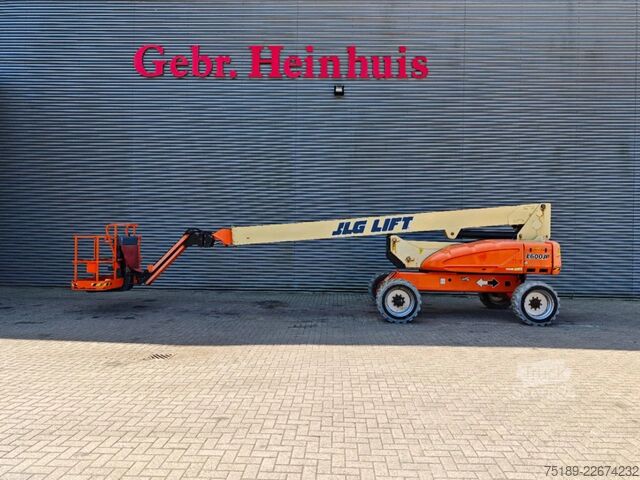Шарнірно-телескопічна робоча платформа JLG E600 JP