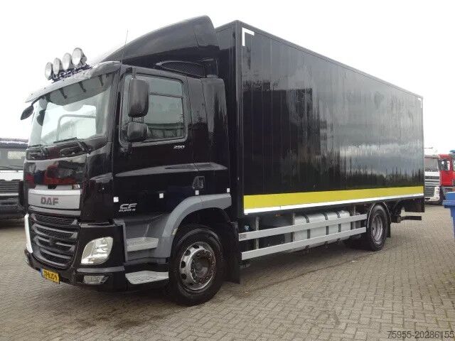 Resväska DAF CF 290 ALUGESLOTENBAK EN KLEP 2500 KG,GVW 20.50...