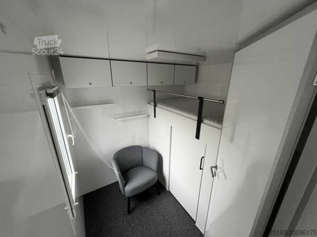 Trailer  Mannschaftswagen 570 Individua Mannschaftswagen