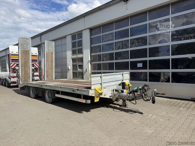 Lågbyggd trailer Möslein TTA21 Schwebheim  21 t Tandemtieflader