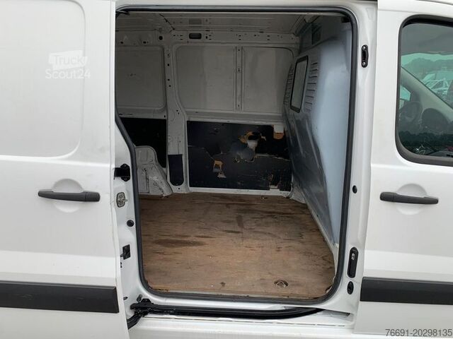 Dobozos furgon FIAT Scudo Van  3 posti - Km 110.000 -