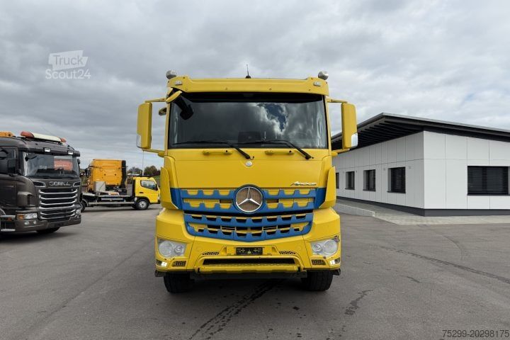 Tractor estándar Mercedes-Benz Arocs 1953A 4x4 Mechanical / Swiss-Vehicle
