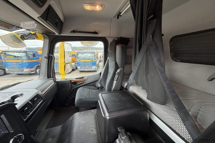 Tractor estándar Mercedes-Benz Arocs 1953A 4x4 Mechanical / Swiss-Vehicle