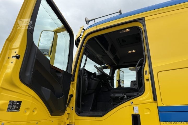 Tractor estándar Mercedes-Benz Arocs 1953A 4x4 Mechanical / Swiss-Vehicle