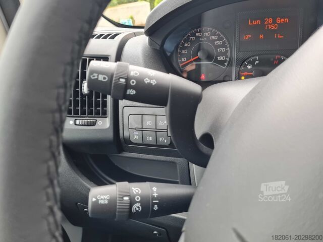 Slēgtais furgons FIAT Ducato 35 L2H2 140 Klima,Smartlink,PDC,Tempom.