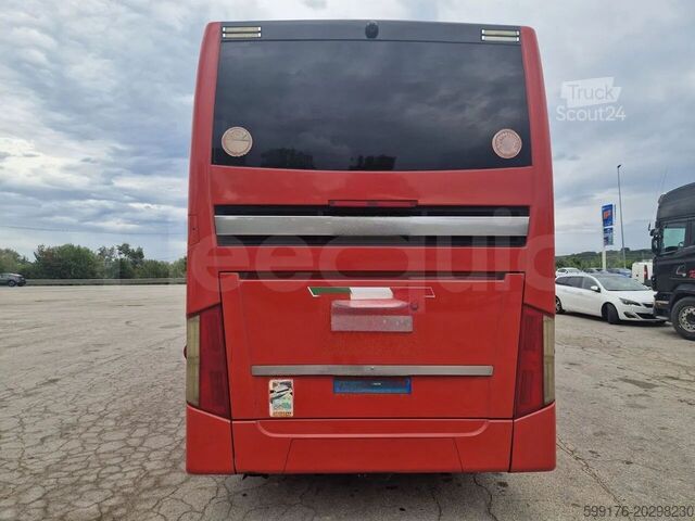 Carro de turismo Van Hool Acron