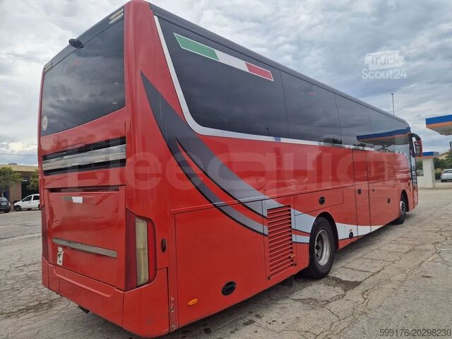 Carro de turismo Van Hool Acron