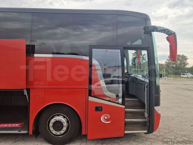 Carro de turismo Van Hool Acron