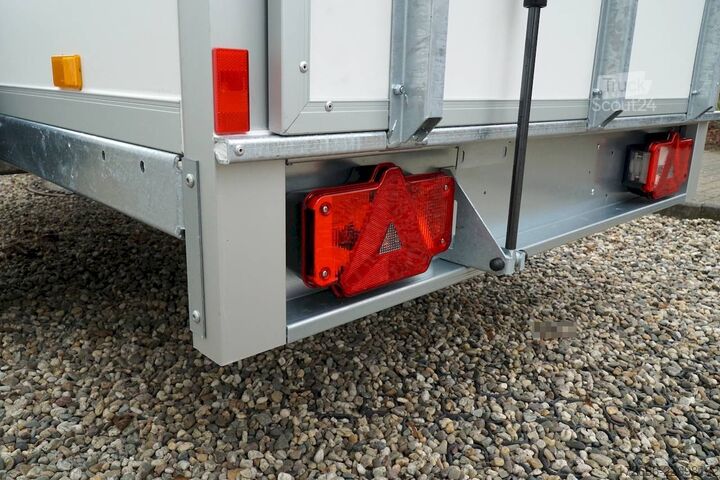 Remolque caja Humbaur HK 752513-15P | RAMPE 251X132X152CM 750KG KOFFERANHÄNGER