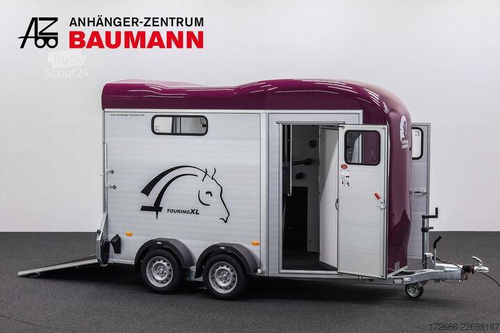 ремарке за превоз на коне Cheval Liberté TOURING XL +SOS SYSTEM VIOLETT +2x HOHE TÜR +SATTELKAMMER