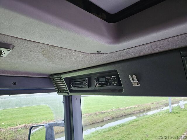 Podvozek s kabinou SCANIA R124.360