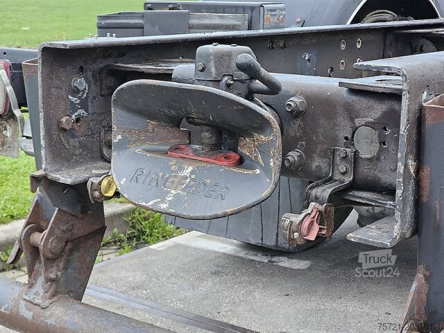 Podvozek s kabinou SCANIA R124.360