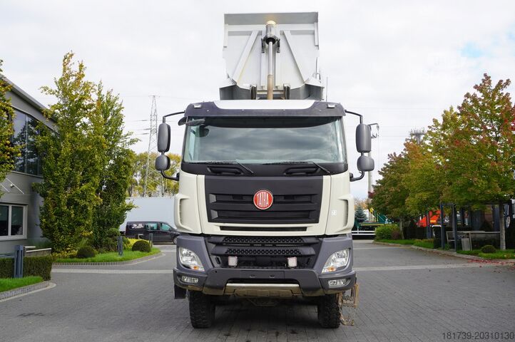 Sklápěč Tatra Phoenix 8x8 Twin-Steer Quad/A dump truck