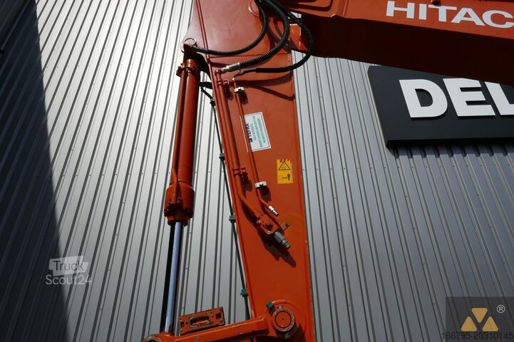 Koparka gąsienicowa Hitachi ZX210LC-6
