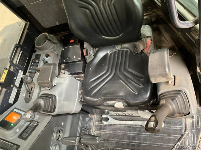 Mini bager Yanmar Vio 57-U A