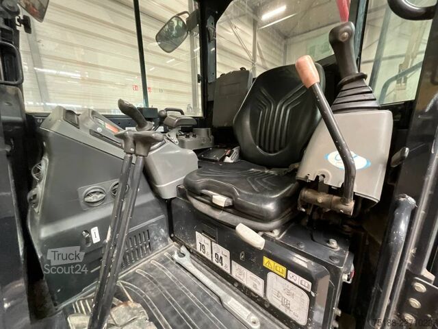 Mini bager Yanmar Vio 57-U A