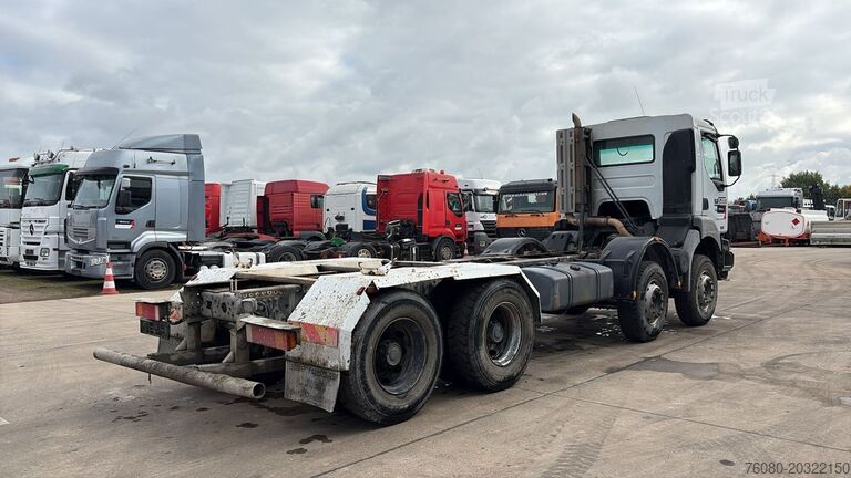 Chassi med hytt Renault Kerax 370 (BOITE MANUELLE / LAMES / GRAND PONT ...