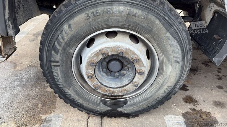 Chassi med hytt Renault Kerax 370 (BOITE MANUELLE / LAMES / GRAND PONT ...