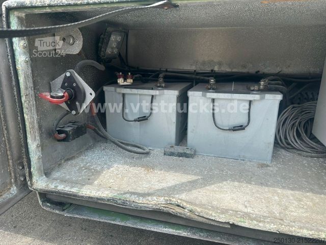 Pferdeanhänger  Stehmann AZV-18 3.Stock Viehanhänger,Hubdach