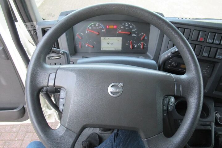 Bâche coulissante Volvo FL 240 Schuifzeil + Klep 1500 kg Euro 6