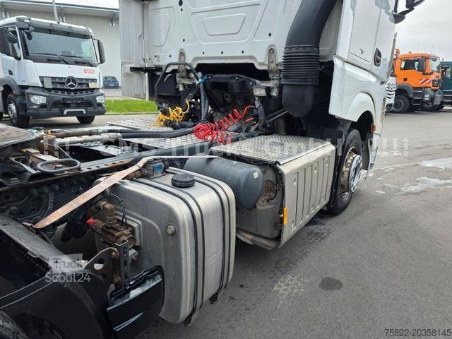 Štandardný ťahač MERCEDES-BENZ Actros 1845 / Park Cool / Retarder / Bis Space