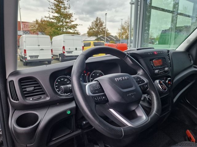 Vrachtwagen met bakwagen IVECO Daily  35-180 Automatik  Koffer LDW