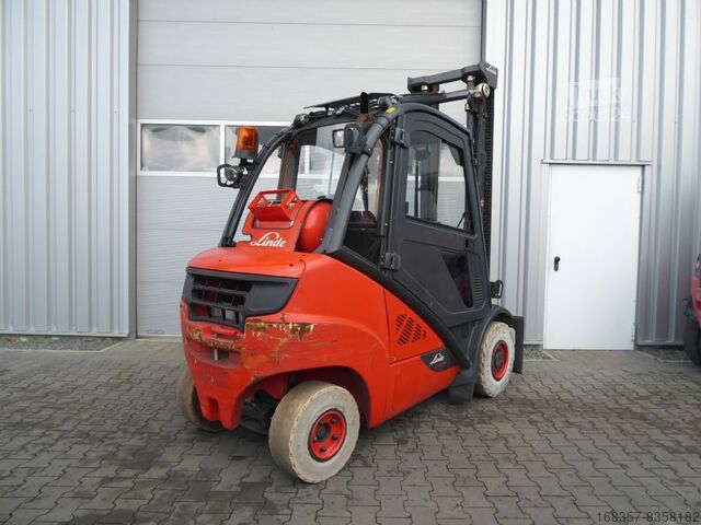 Carrello elevatore frontale Linde H30T-02