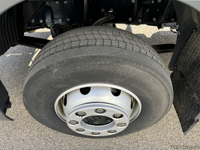 Truck with box body LBW MAN TGM 15.290 Koffer 7,3m LBW NL.8,0t AHK