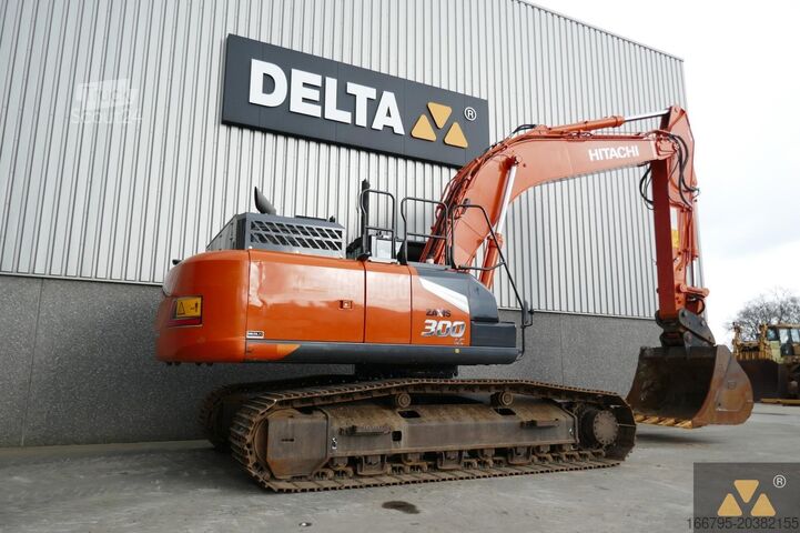 Rupsgraafmachine Hitachi ZX300LC-7
