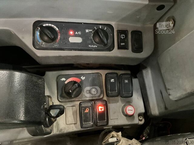 Excavadora Midi Kubota KX 080-4