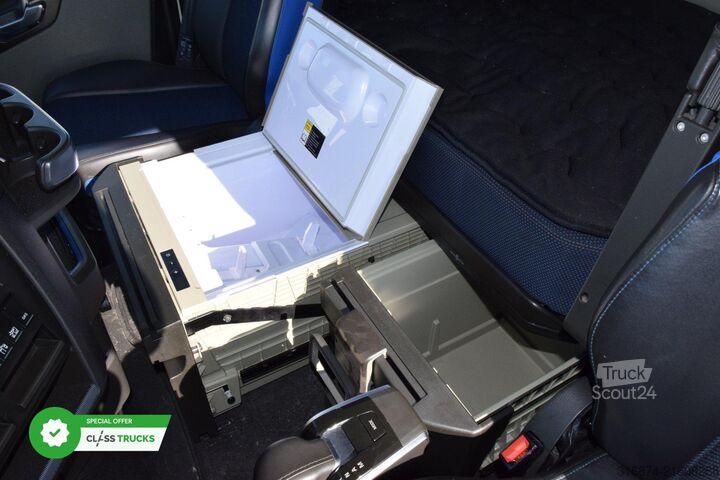 τυπική μονάδα τράκτορα VOLVO FH 460 Globetrotter XL i-Save