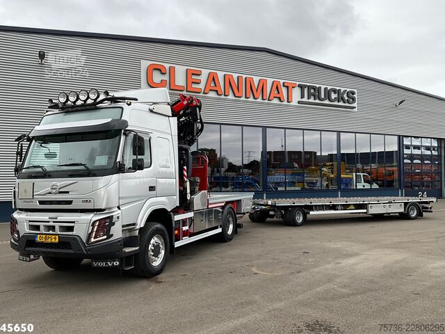 Vrachtwagen met kraan Volvo FMX 500 4x4 Fassi 31 Tonmeter laadkraan + Fly-J...