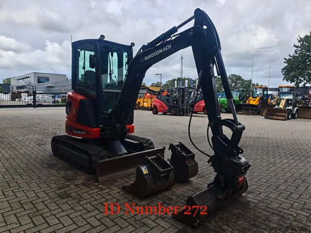 Miniekskavators Eurocomach ES 25 ZT 3 Buckets!