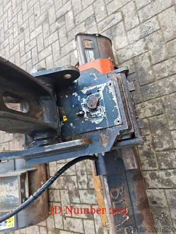 Miniekskavators Eurocomach ES 25 ZT 3 Buckets!