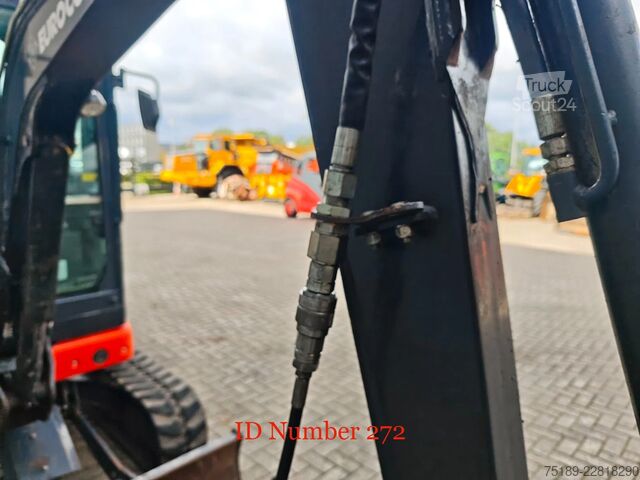 Miniekskavators Eurocomach ES 25 ZT 3 Buckets!
