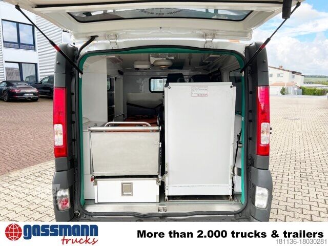 Пожежна машина Renault Trafik 2.0 dCi115 4x2, Krankentransporter