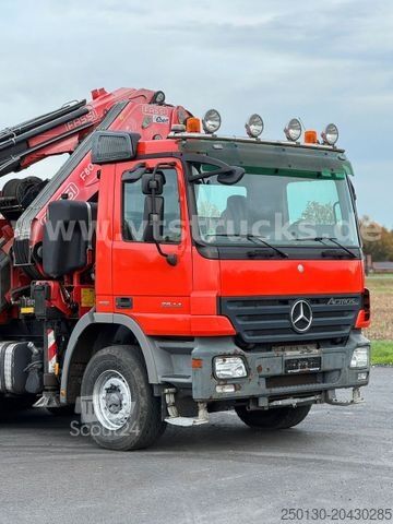 Grúa montada en camión MERCEDES-BENZ Actros MP2 2644 6x4 Fassi F800 XP Funk
