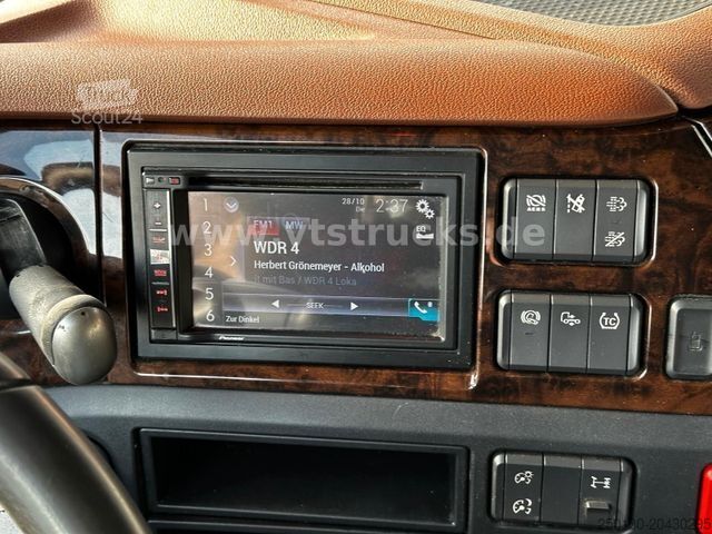 Viehtransporter LKW DAF XF 530 4x2 Finkl 2.Stock Viehaufbau