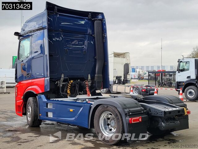Standard tractor Mercedes Actros 1846 4X2 Bigspace Retarder Mirrorcam Navi