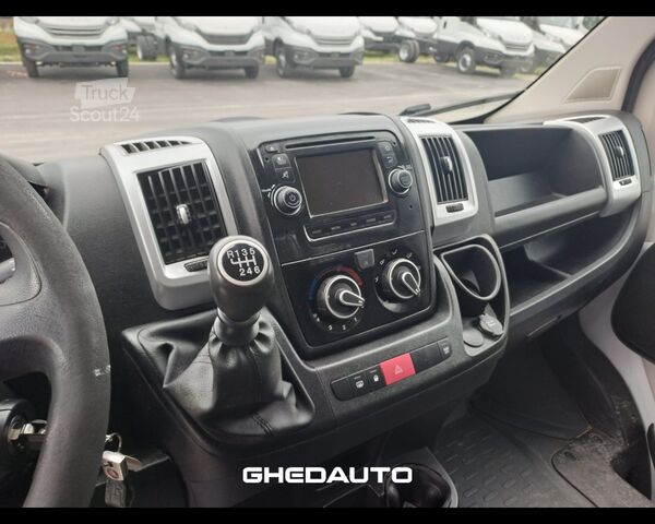 Minibus FIAT DUCATO CASSONE