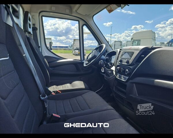 Minibus IVECO 35C14 - 35C14H