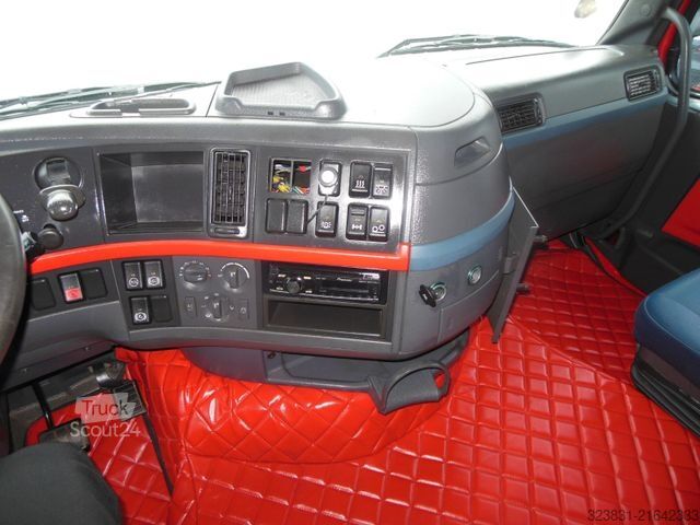 Standardowy ciągnik siodłowy VOLVO FH 13/480, GLOBE XL, 6X2, TOP STAND!