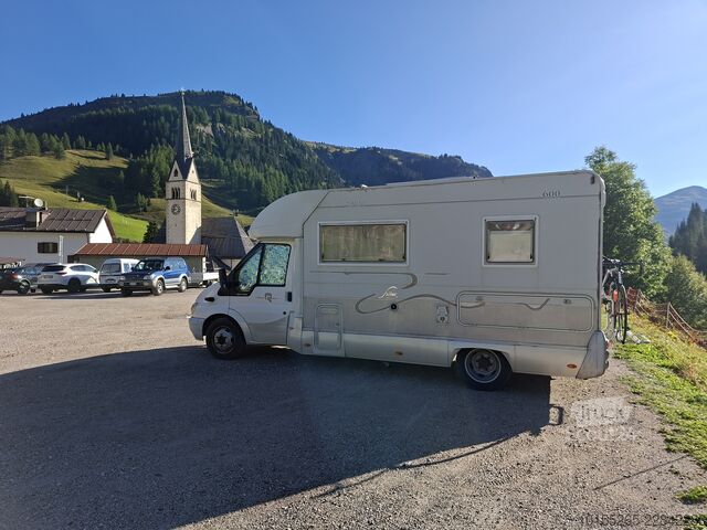полуинтегриран кемпер Rimor Sailer 600