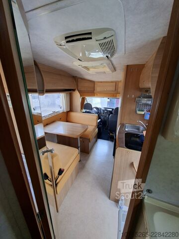 полуинтегриран кемпер Rimor Sailer 600
