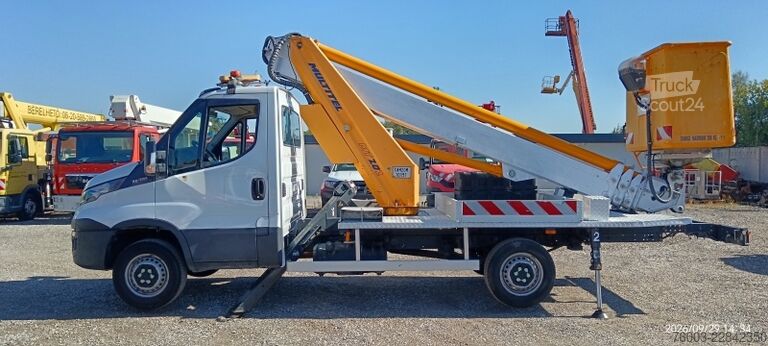 Furgone chiuso Iveco Daily Multitel MT202DS - 20,2m