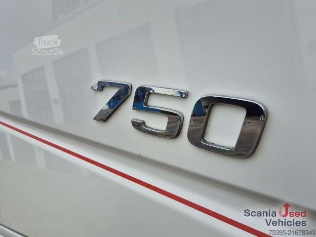 Autocarro con cassone fisso Volvo FH 750 6X4 Hiab 232ES5 KOMPLETTZUG !!