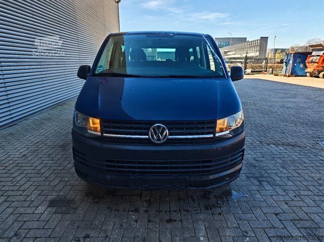 Autobús de pasajeros Volkswagen Transporter 2.0 TDI 8 Persons Long Wheelbase!