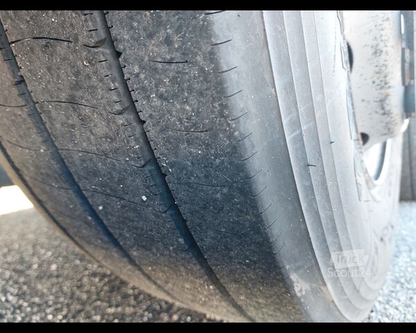 Kühlkoffer-LKW MERCEDES-BENZ Actros 4 25 6x2 - actros 2542 L cab. .2,3 Euro VI(E5)