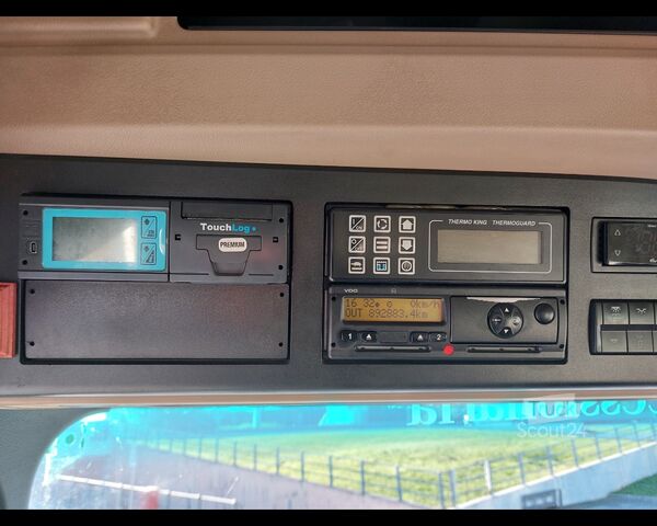 Hladilni tovornjak MERCEDES-BENZ Actros 4 25 6x2 - actros 2542 L cab. .2,3 Euro VI(E5)